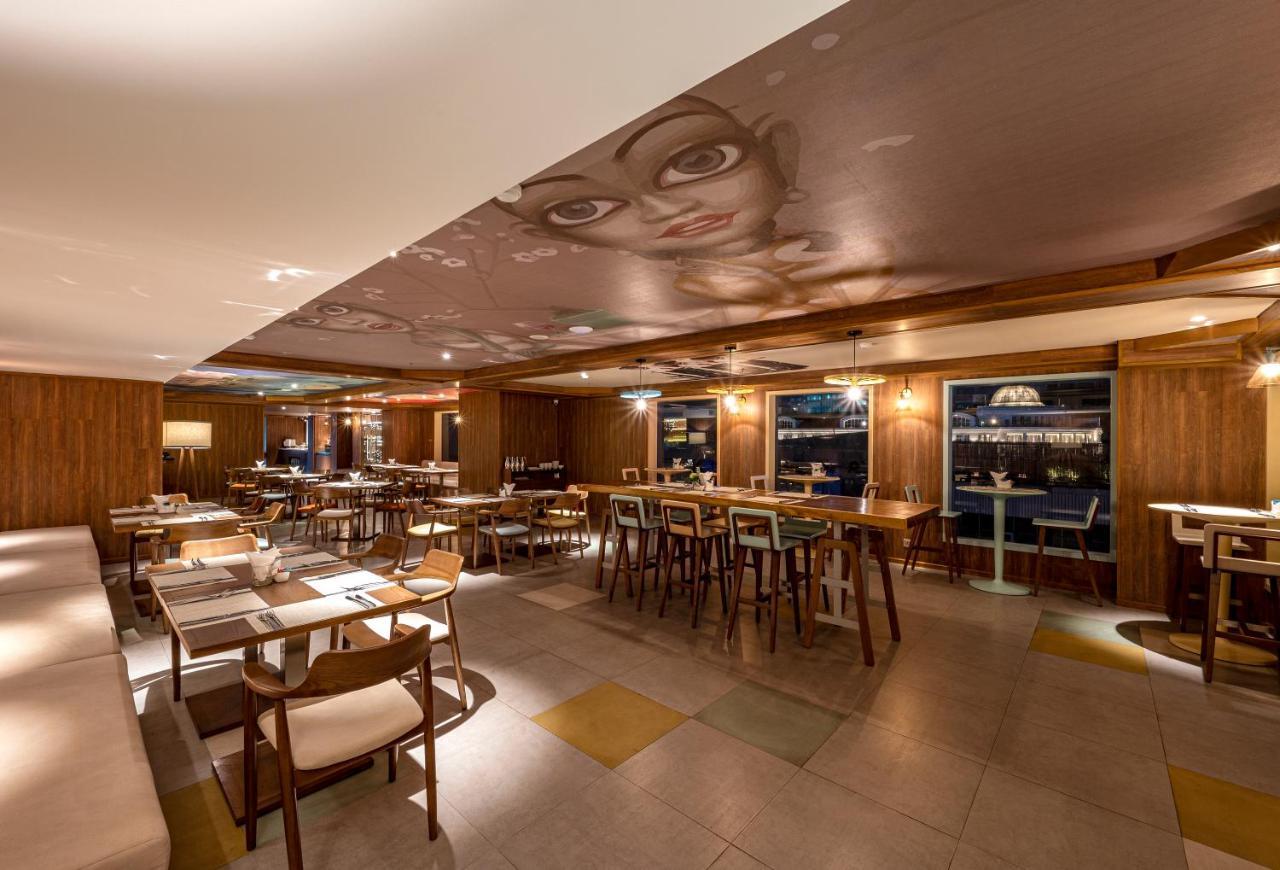Icon Saigon - Lifestyle Design Hotel Хошимін Екстер'єр фото